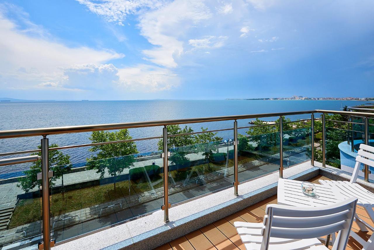 Neptun Hotel Pomorie Bagian luar foto