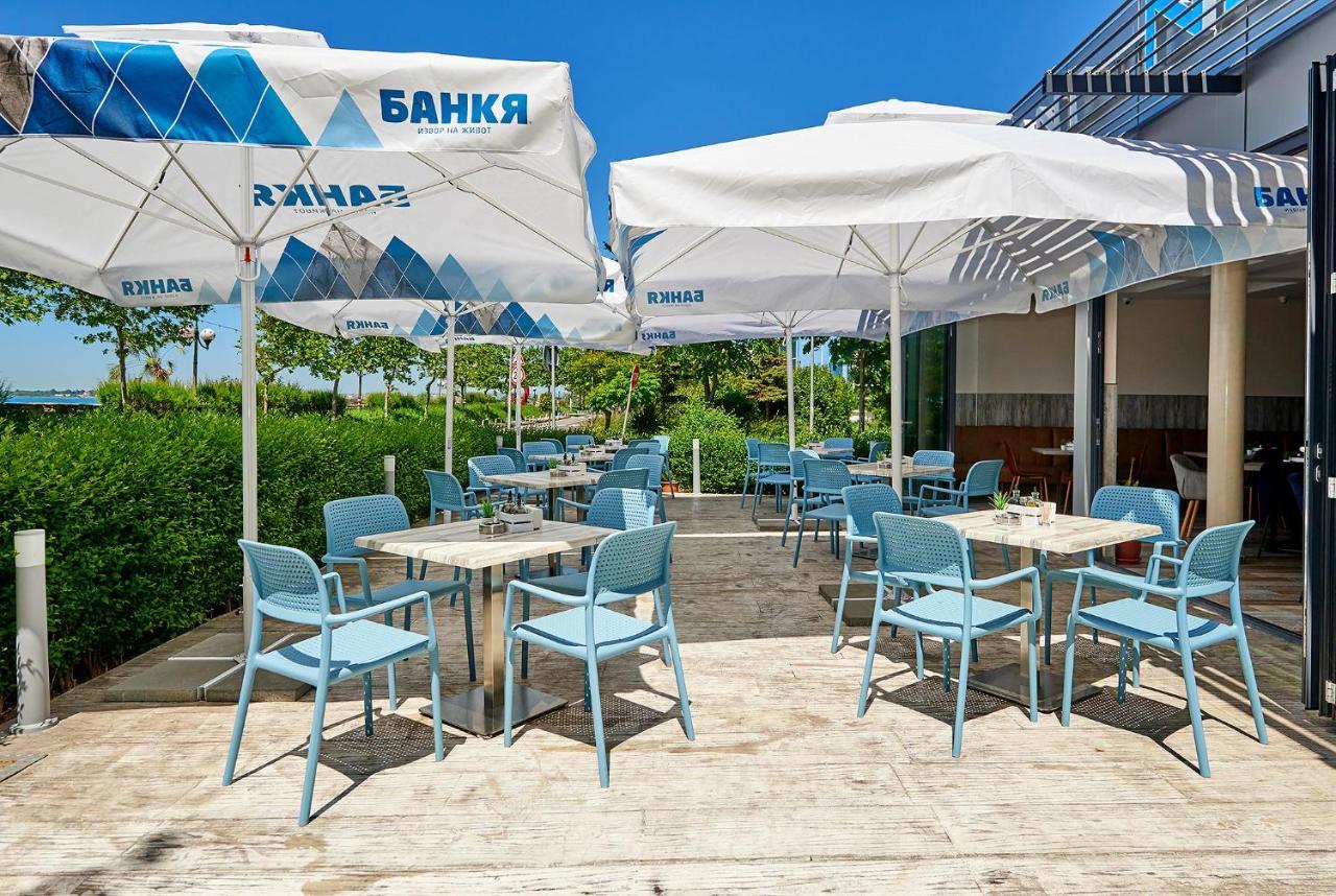 Neptun Hotel Pomorie Bagian luar foto